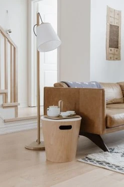 Umbra Woodrow Säilytysrahi, Luonnonväri 9 Umbra Woodrow Säilytysrahi, Luonnonväri -4Living Store 1009760 668 insitu image 5