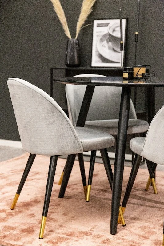 Veke Velvet Tuoli Harmaa Sametti, Musta/kultajalat 1 Veke Velvet Tuoli Harmaa Sametti, Musta/kultajalat