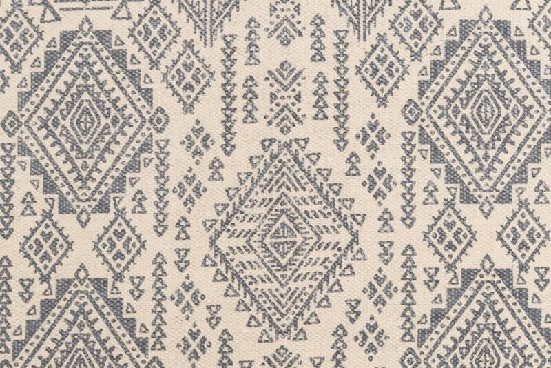 Fanni K Savanni Puuvillamatto 140x200 Cm Harmaa/luonnonväri 1 Fanni K Savanni Puuvillamatto 140x200 Cm Harmaa/luonnonväri