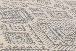 Fanni K Savanni Puuvillamatto 140x200 Cm Harmaa/luonnonväri 7 Fanni K Savanni Puuvillamatto 140x200 Cm Harmaa/luonnonväri -4Living Store 310165 a 03 1