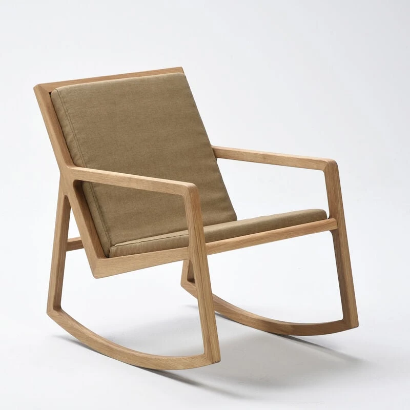 Eimi Lux Keinutuoli Tammi Lido 157 Fudge Pehmusteella 4 Eimi Lux Keinutuoli Tammi Lido 157 Fudge Pehmusteella - Image 4