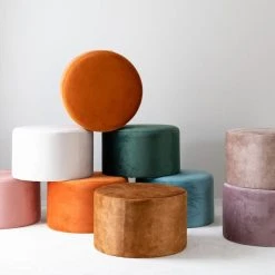 Veke Helmi Pyöreä Samettirahi Ø60 Cm Beige Brunei 06 Kangas 8 Veke Helmi Pyöreä Samettirahi Ø60 Cm Beige Brunei 06 Kangas -4Living Store Helmi pyorea samettirahit kokoelmakuva web 7