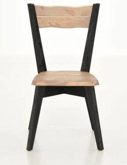 Veke Lana Tuoli Musta/antiikkipetsattu 9 Veke Lana Tuoli Musta/antiikkipetsattu -4Living Store Veke Lana tuoli musta antiikkipetsattu 0 1