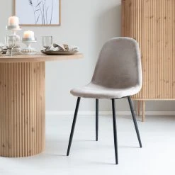 Veke Furia Tuoli Musta, Mustat Jalat 9 Veke Furia Tuoli Musta, Mustat Jalat -4Living Store furia tuoli samettinen beige web 2