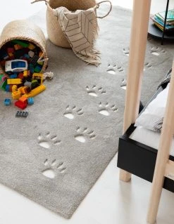 VM-Carpet VM Carpet Hattara Karhuntassu Matto Oma Koko Tummanharmaa