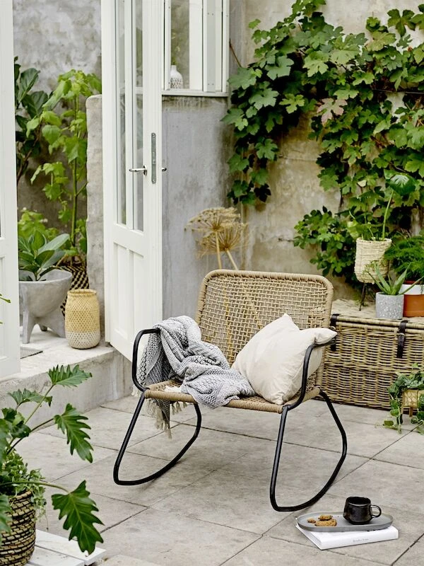 Bloomingville Mundo Keinutuoli Musta/luonnonväri 2 Bloomingville Mundo Keinutuoli Musta/luonnonväri - Image 2